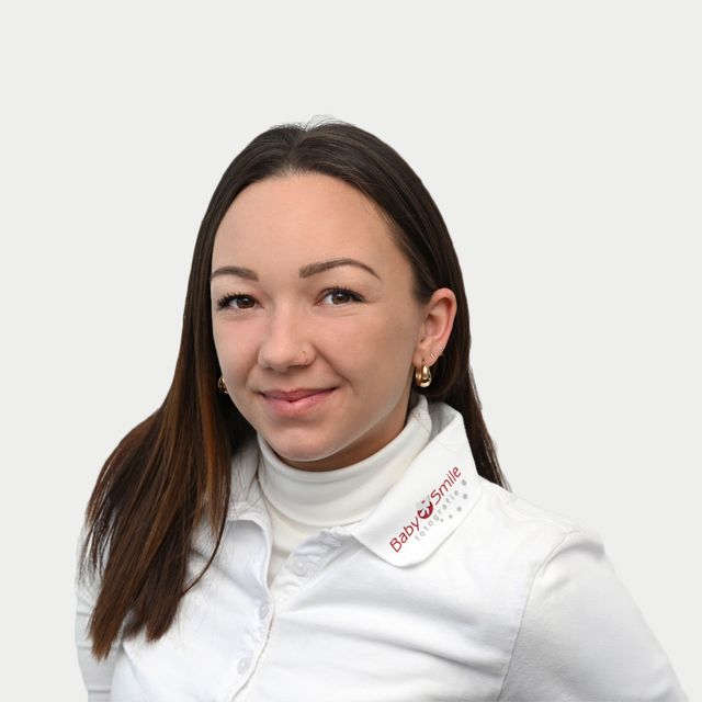 Nikolett Koleszarne Morosanu