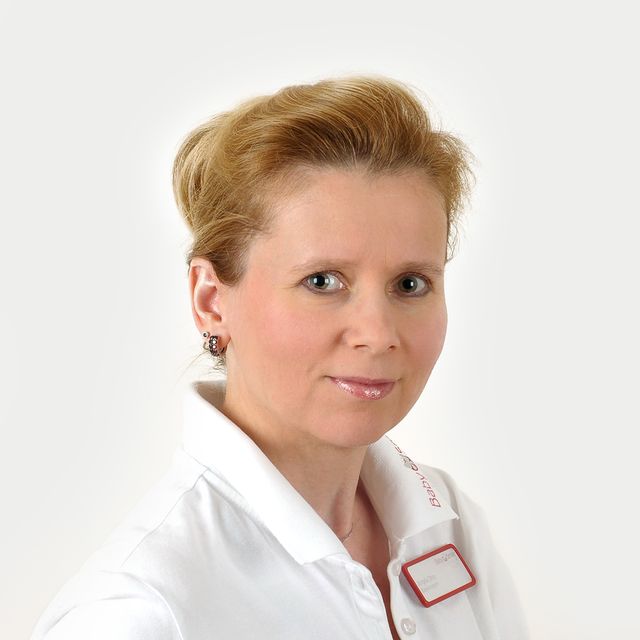 Angela Deiss