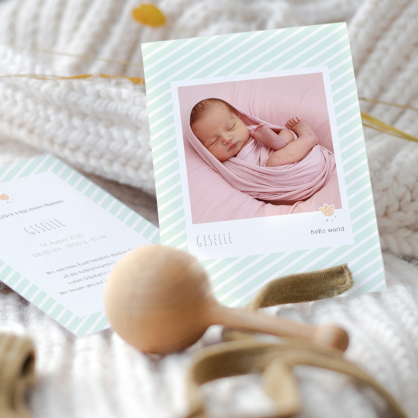 Geburtskarte Hello World